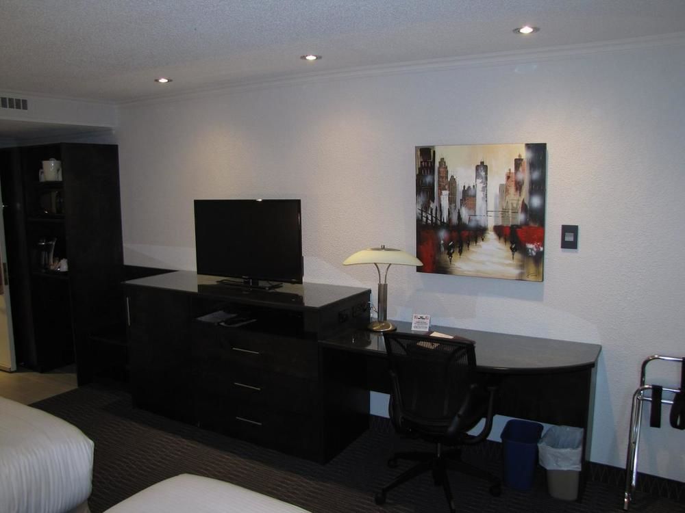 Des Eskers Hotel 4*